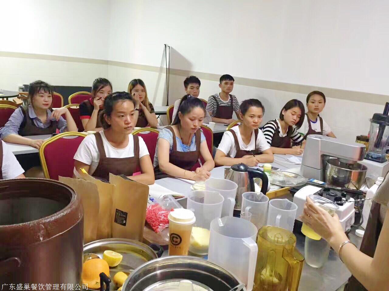 深圳奶茶饮料培训班全解析，培训质量与专业课程探讨
