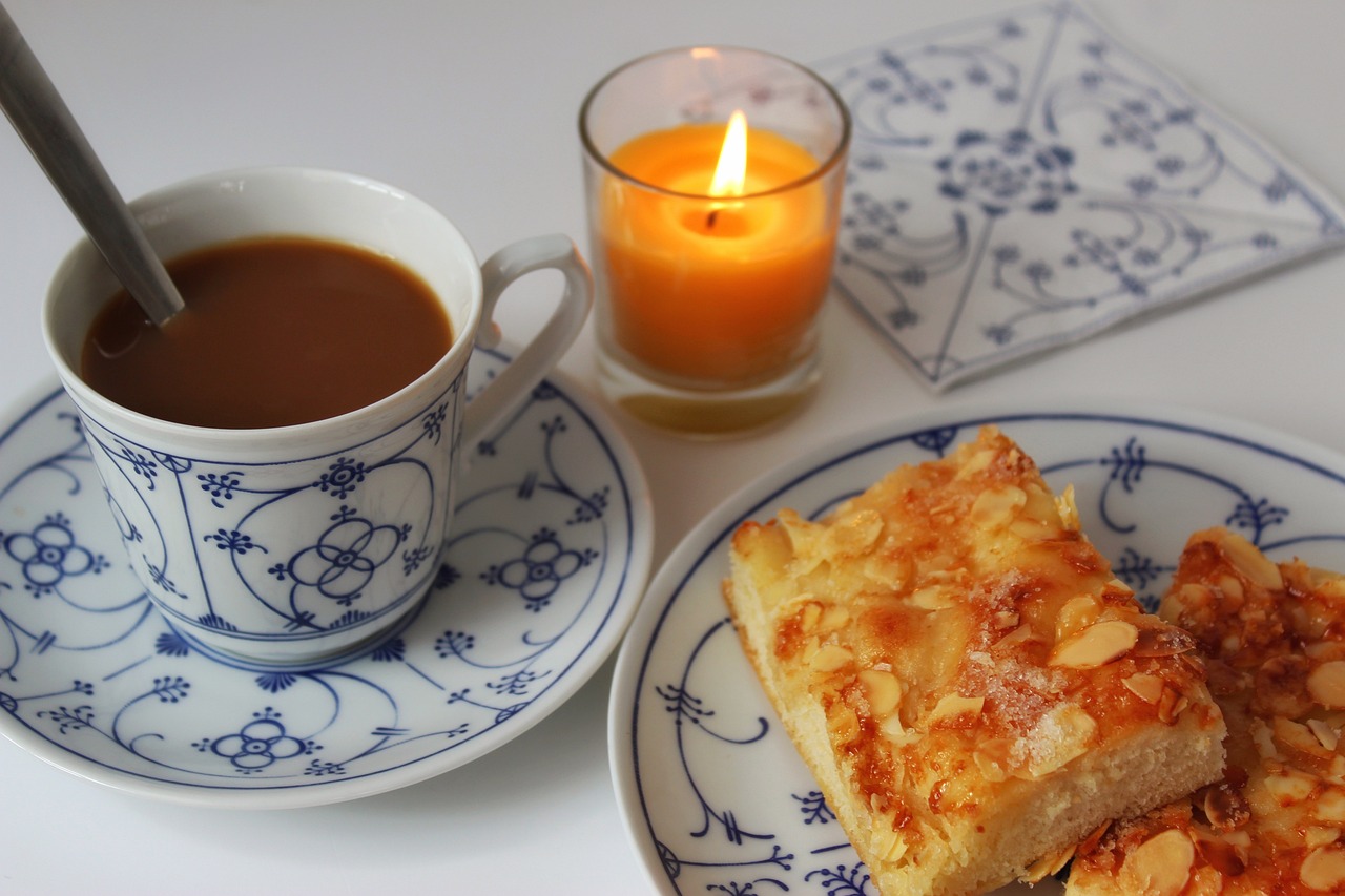 西安咖啡奶茶蛋糕培训学校，磨练技艺，培育美食精英的摇篮